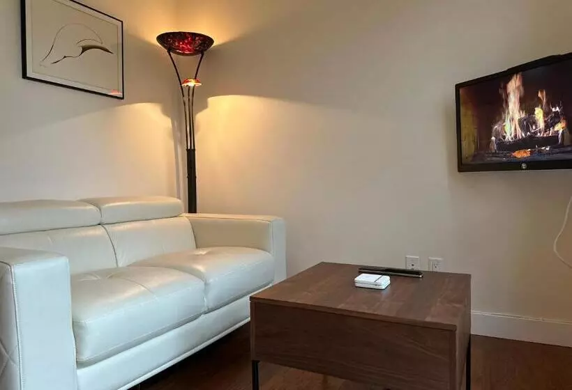 Aamiaismajoitus (B&B) Liahona Guest House