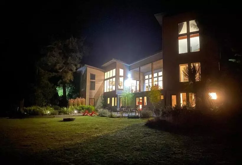 Aamiaismajoitus (B&B) Liahona Guest House