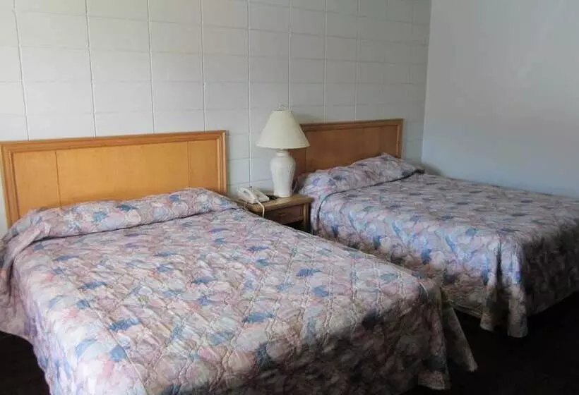 Camelot Court Motel