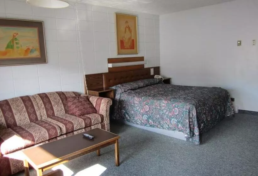 Camelot Court Motel