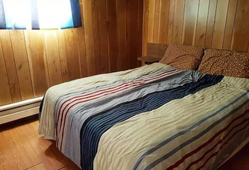 Caravan Motel
