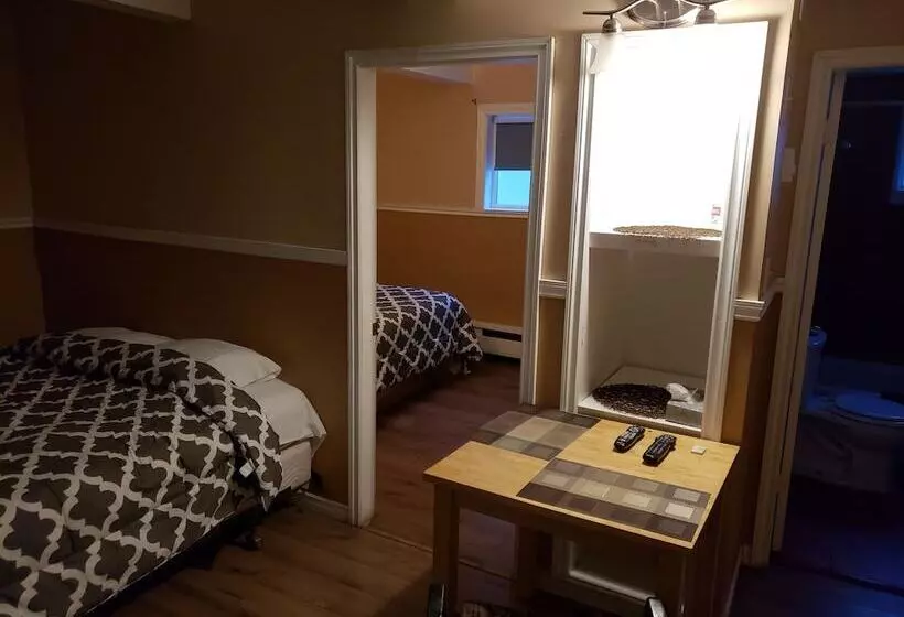 Caravan Motel