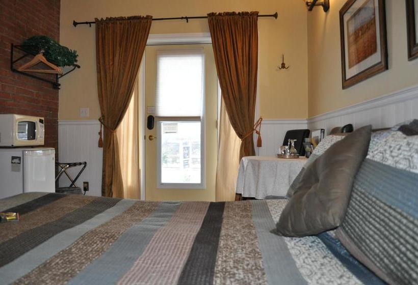 Greystone Manor Bed And Breakfast