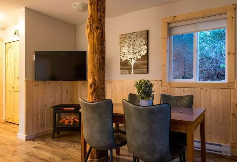 Hotelli Cabins West