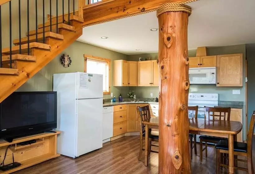 Hotelli Cabins West