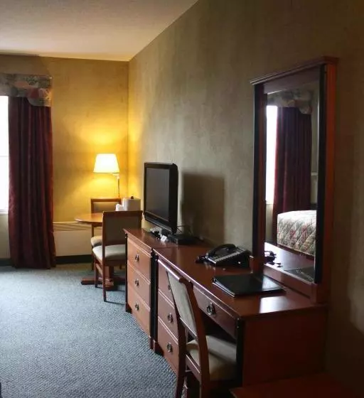 Cedar Meadows Resort & Spa, Ascend Hotel Collection