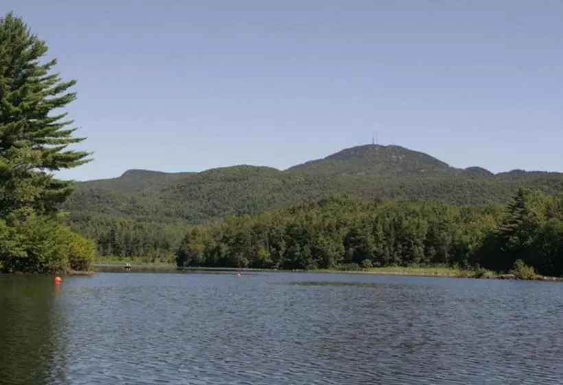 Chalet Au Bord De L Eau Le Nymphéa