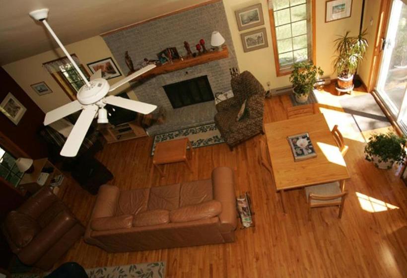 Chalet Au Bord De L Eau Le Nymphéa