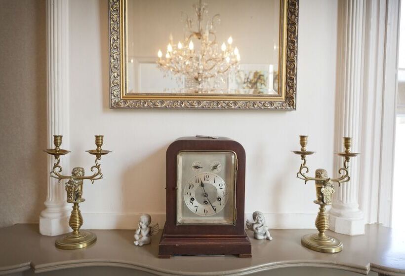 호텔 Het Heerenhuys