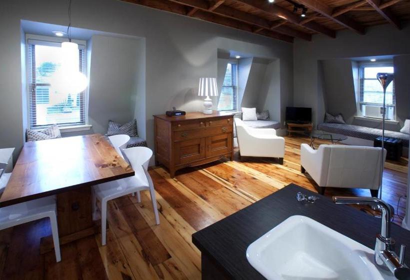 فندق Le Pleasant Hôtel & Café