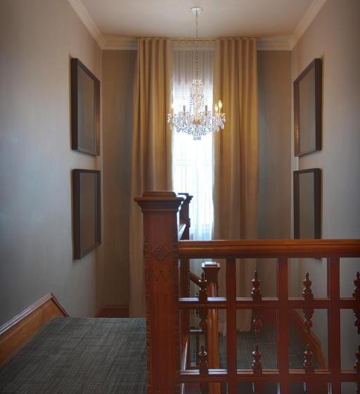 فندق Le Pleasant Hôtel & Café