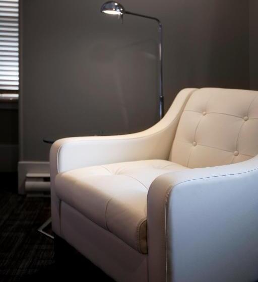 فندق Le Pleasant Hôtel & Café