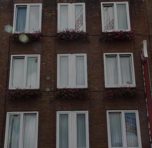 هتل Old Dutch
