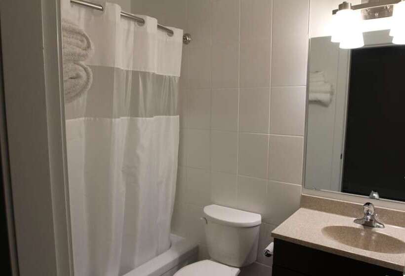 מוטל Northwood Plaza