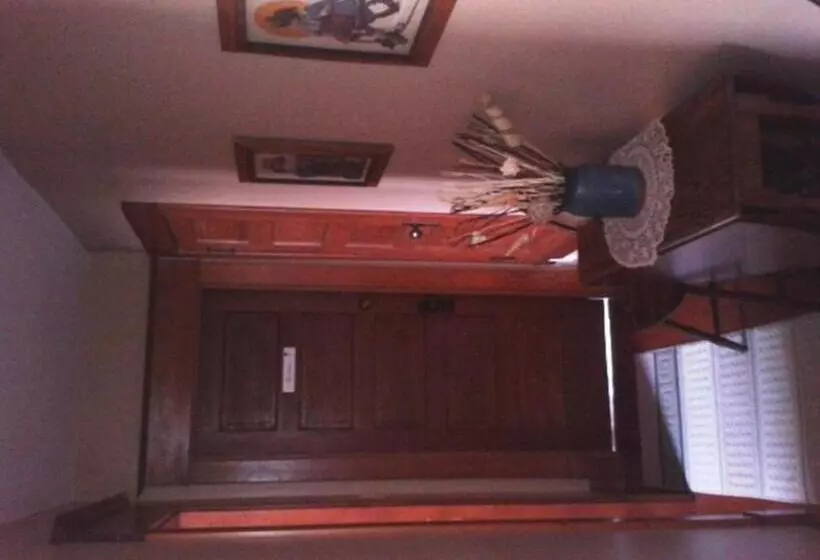 Phoenix House B&b