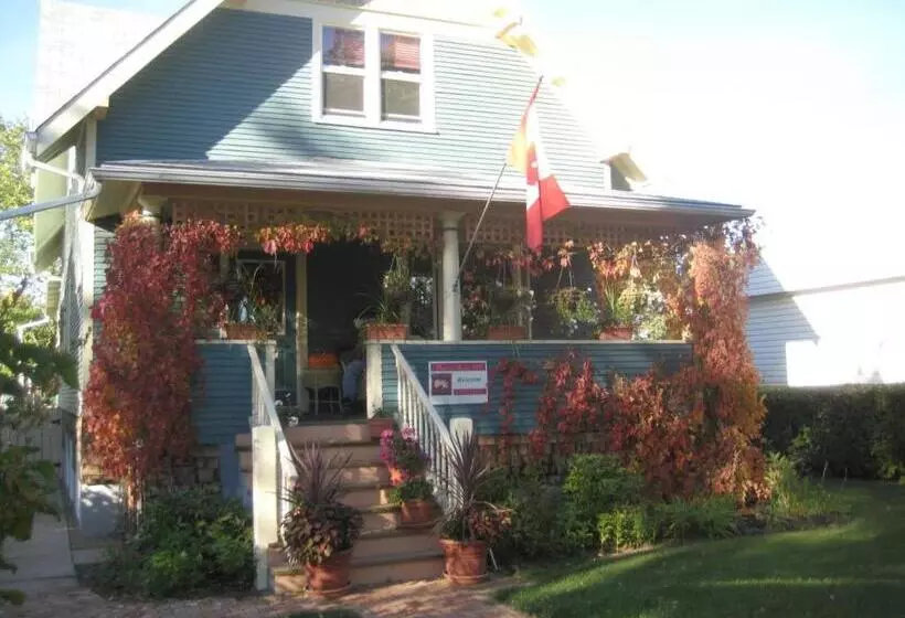Phoenix House B&b