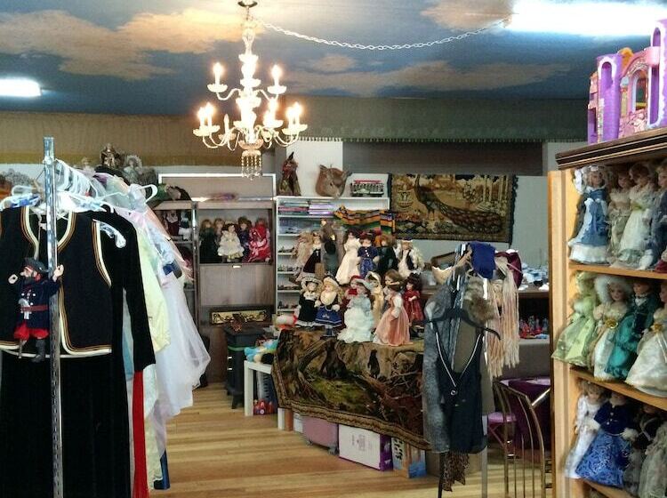 Rainbow Lake Castle Resort