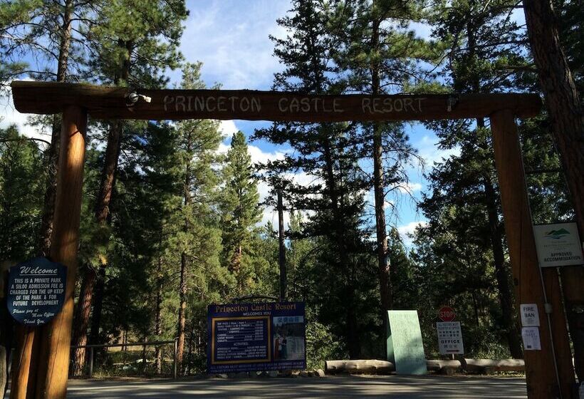 Rainbow Lake Castle Resort