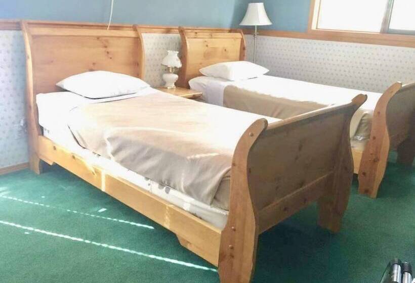 Rainbow Lake Castle Resort