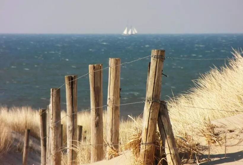 Strandhotel De Horn