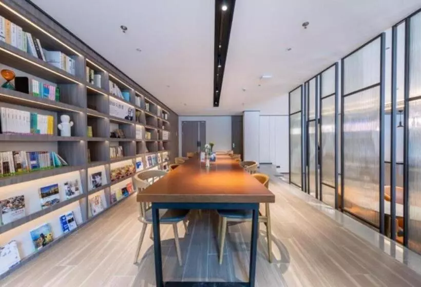 Hanting Hotel Suining Post Building