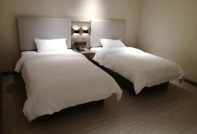 Hanting Hotel Xinghua Dainan Jinze Commercial Street