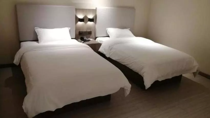 Hanting Hotel Xinghua Dainan Jinze Commercial Street