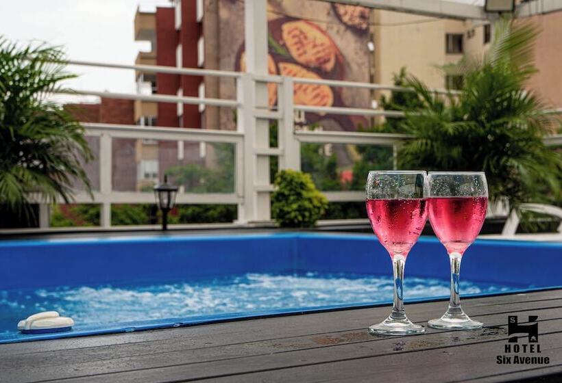 בית מלון כפרי Six Avenue