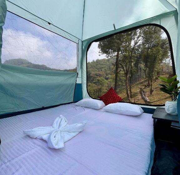 Hotel Whispering Pines Farmstay