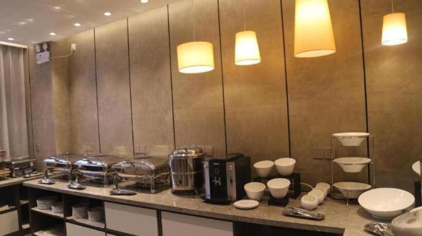 Starway Hotel Jinzhong Yunhua West Street