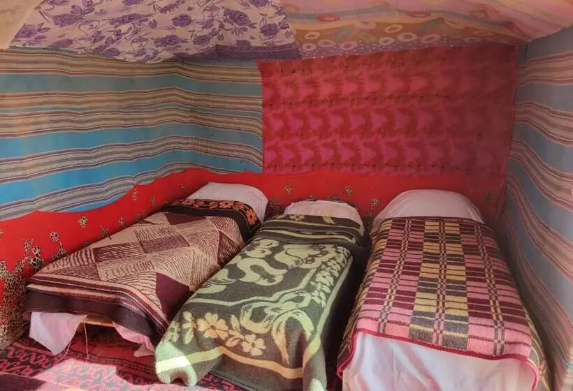 Retkeilymaja Mirdane Camp
