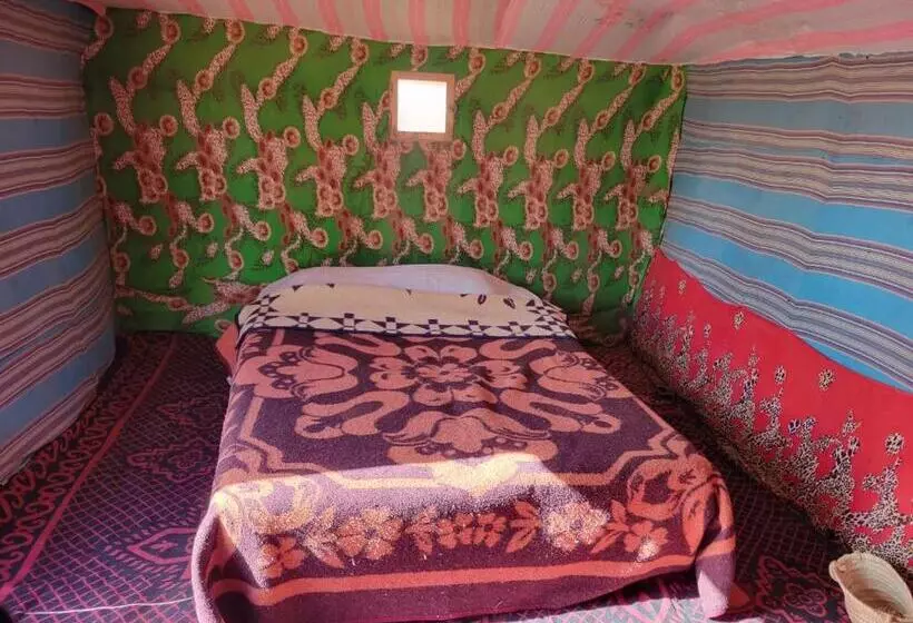 Retkeilymaja Mirdane Camp