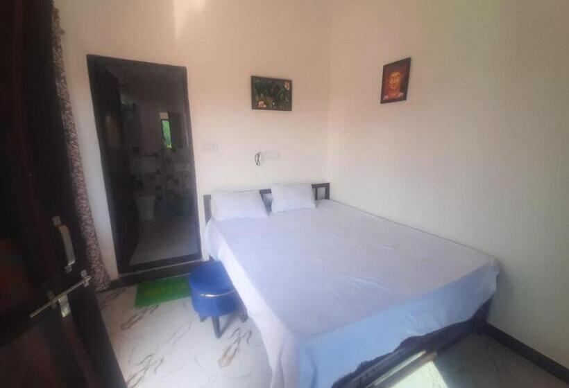 Bed and Breakfast Cafe Cabana And Staycation