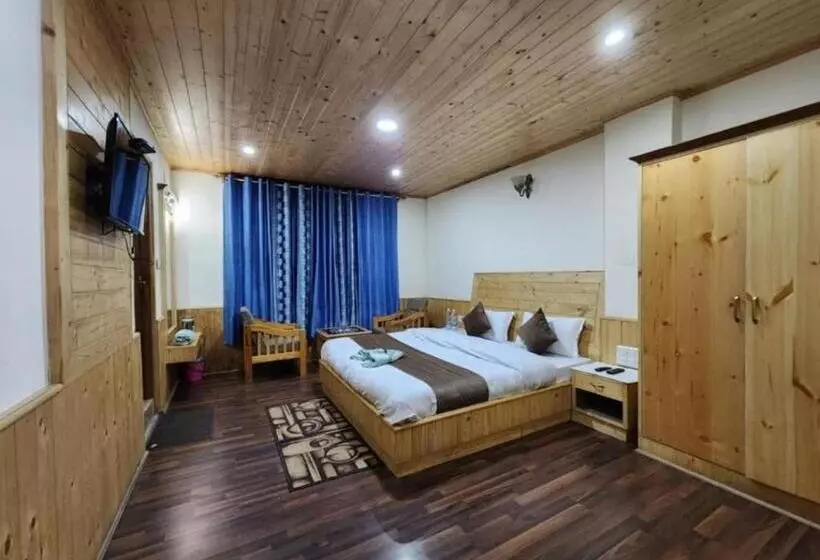 هتل The King Hill Resort