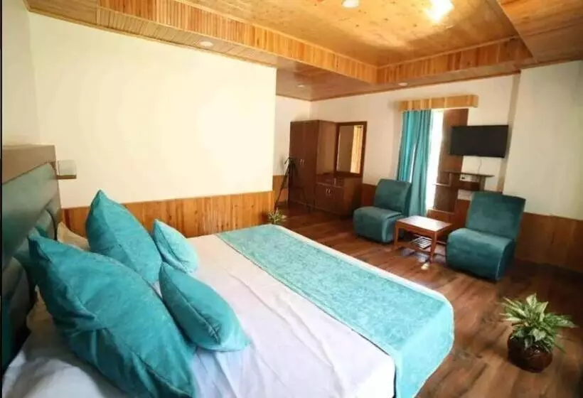 هتل The King Hill Resort