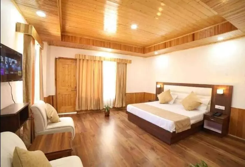 هتل The King Hill Resort