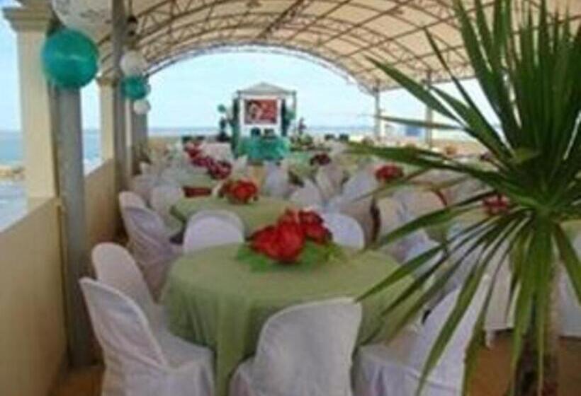 Island Tropic Hotel And Restaurant