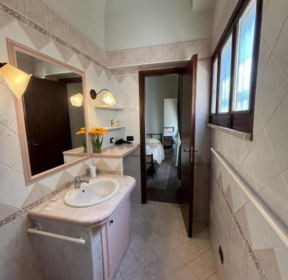 پانسیون Domus Divina