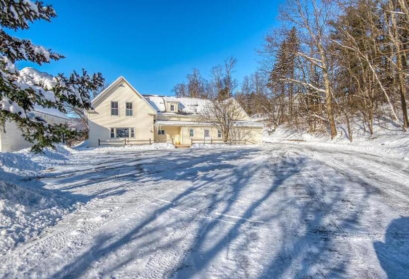 Пансион 1st Floor Adventure Property