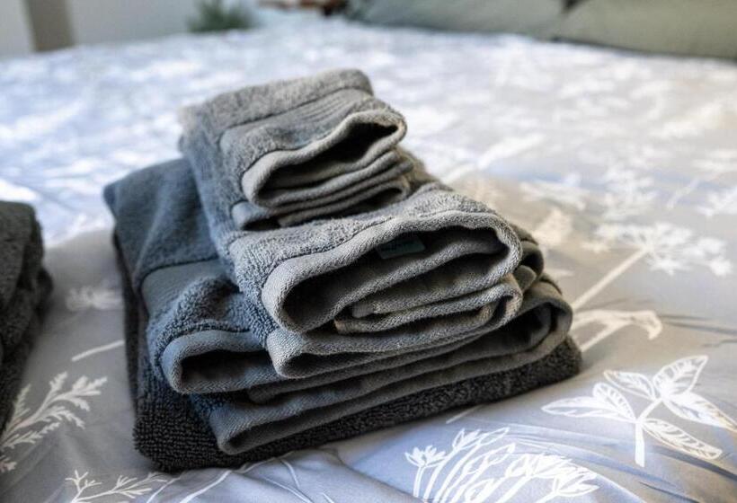 Пансион 1st Floor Adventure Property