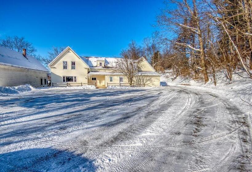 Пансион 1st Floor Adventure Property