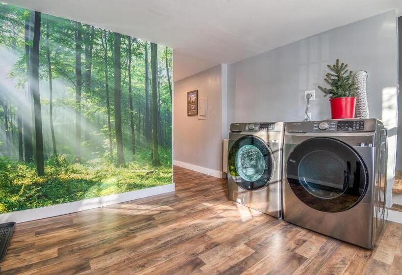 Пансион 1st Floor Adventure Property