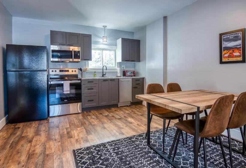 Пансион 1st Floor Adventure Property