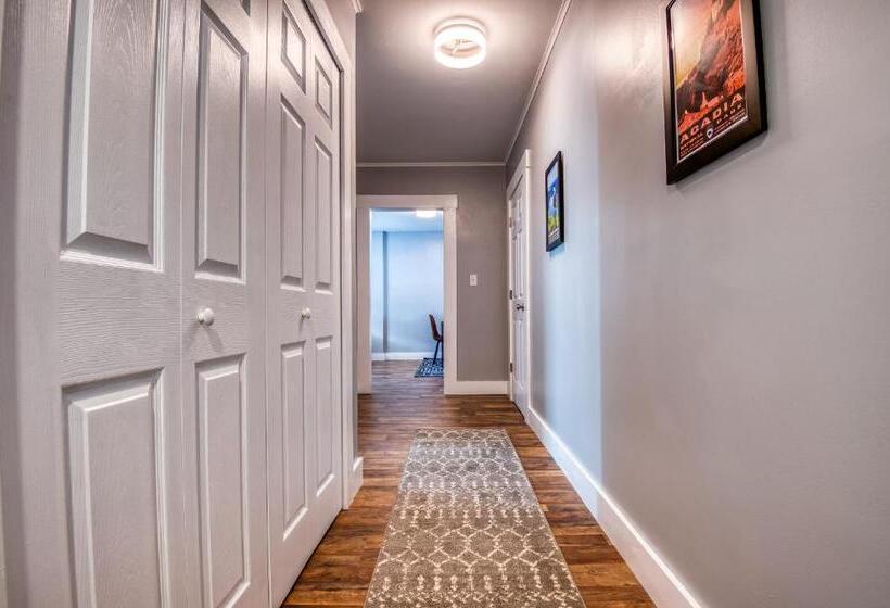 Пансион 1st Floor Adventure Property