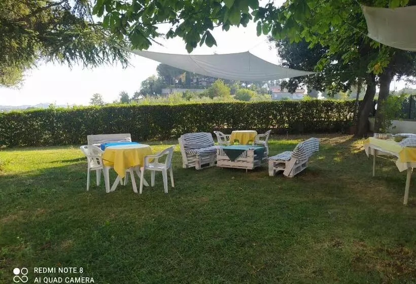 Aamiaismajoitus (B&B) Belvedere Baiocco