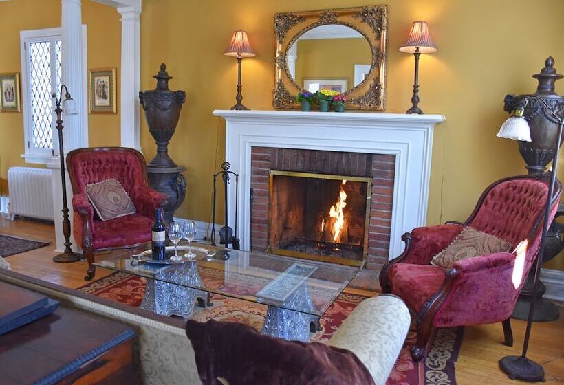 Apple Tree Historic B&b