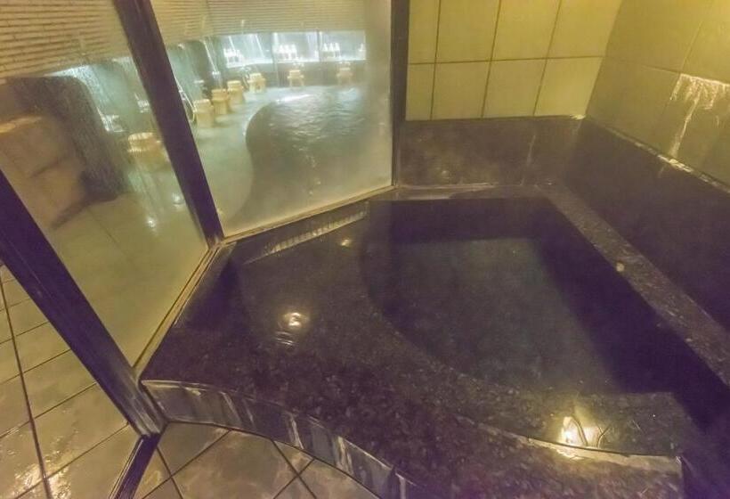 בית מלון כפרי Awara Grand