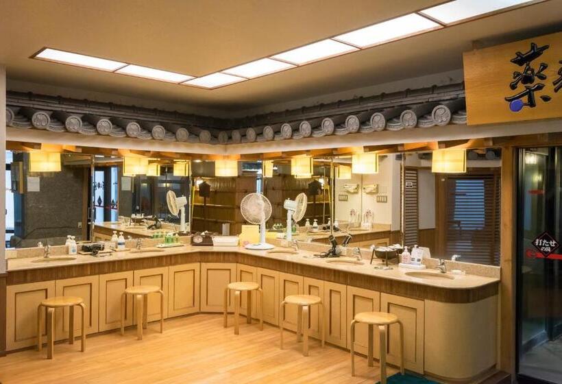 בית מלון כפרי Awara Grand