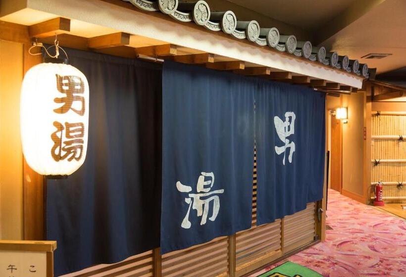 בית מלון כפרי Awara Grand