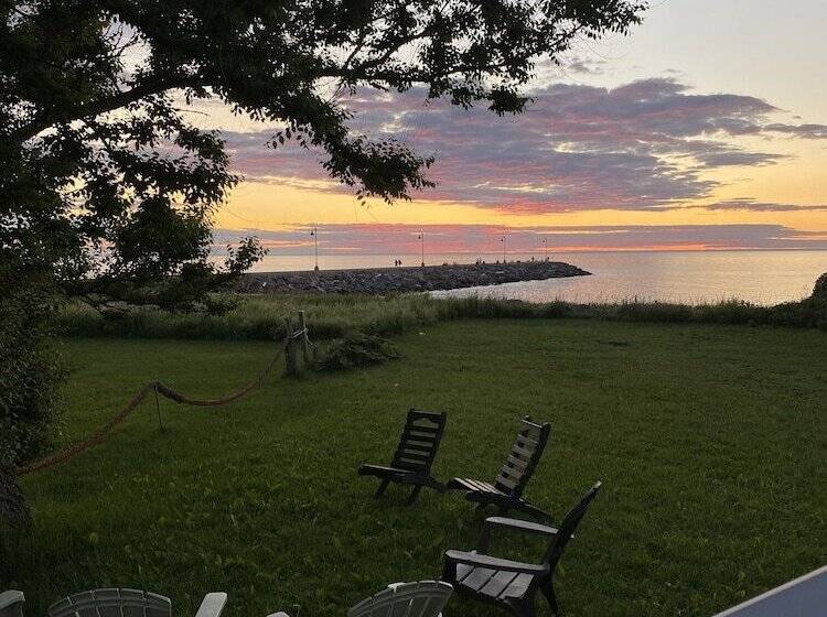 בית מלון כפרי Le Gaspesiana